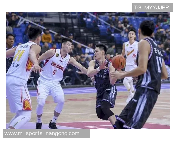 CBA明星款篮球包全新上市时尚潮流运动背包助你轻松出街